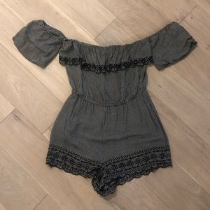 AE Romper Size M